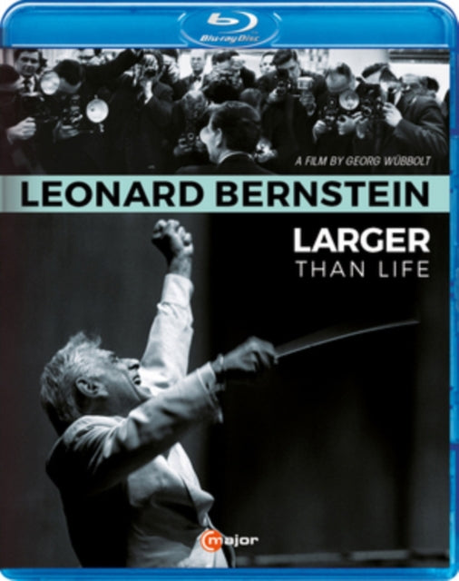 Bernsteinlarger Than Life
