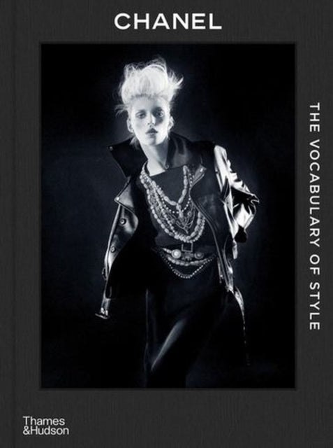 Chanel The Vocabulary Of Style By J  R  Me Gautier