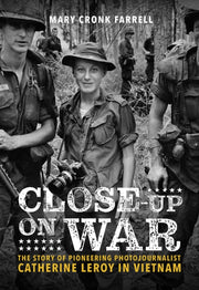 Closeup On War The Story Of Pioneering P By Farrell, Mary